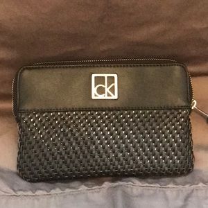 NWOT black Calvin Klein wristlet